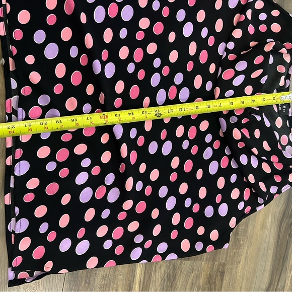 💗Black Cowl Neck Top with Pink and Purple Polka Dots - Picture 4 of 5